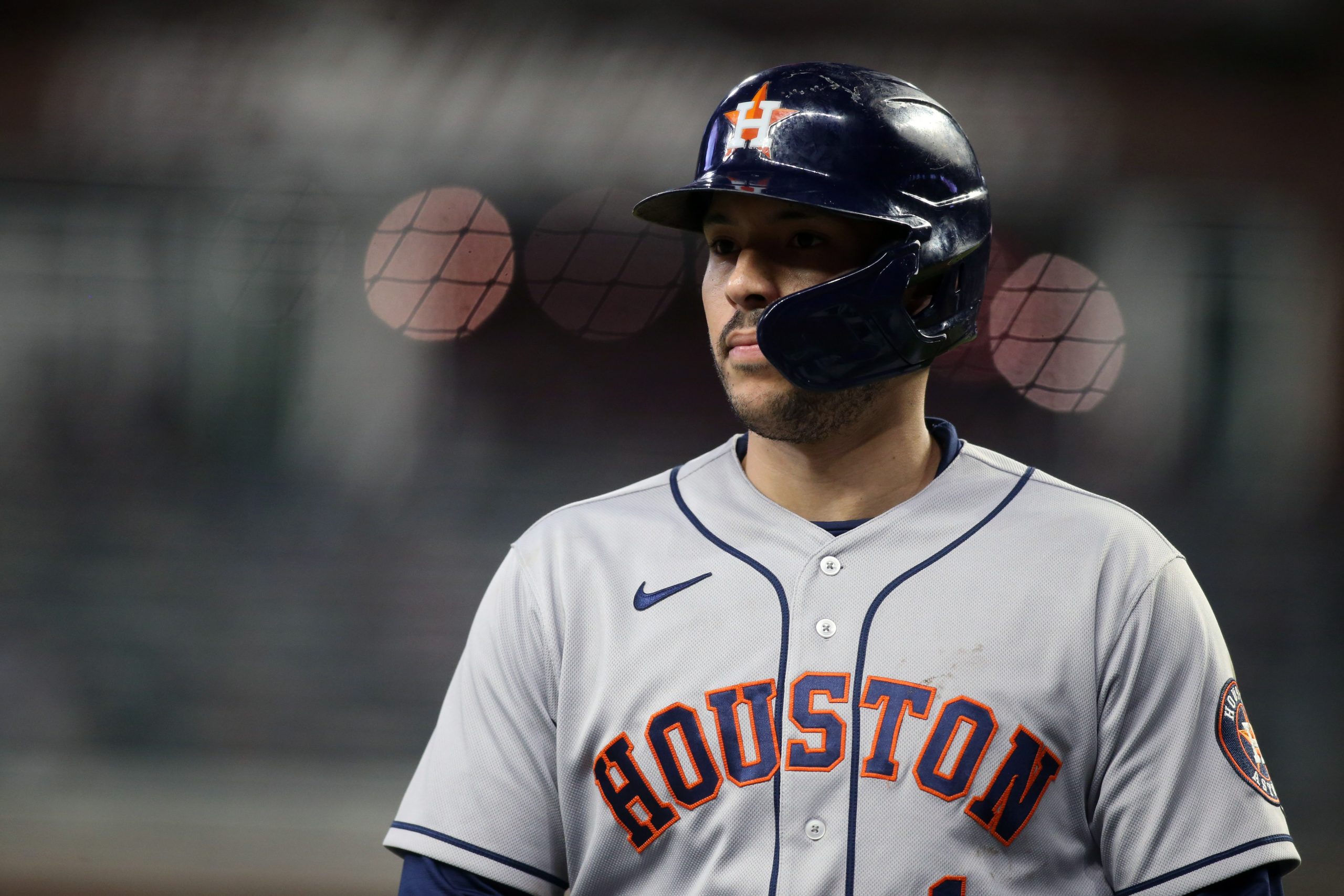 The Physicals That Turned Carlos Correa Into Baseball's Most Riveting Drama  - WSJ